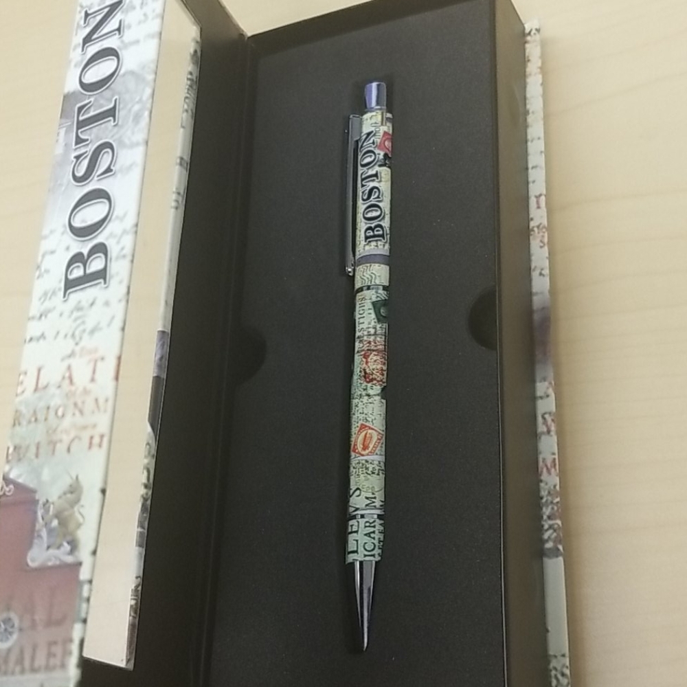 Collectable Boston Pen - Picture 6 of 6